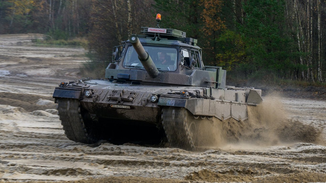 &quot;Leopard&quot; tanks