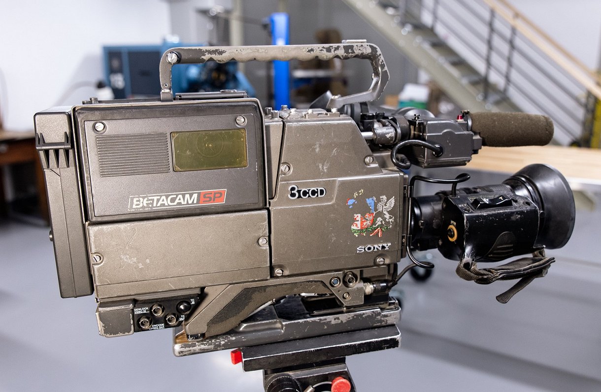 ''Betacam SP'' videokamera, ko Andris Slapiņš izmantoja 1991. gada janvāra barikāžu laikā Bastejkaln...