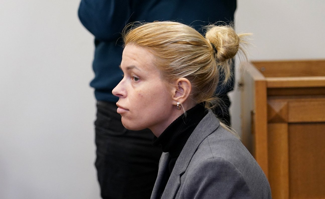 14. Saeimas deputāte Glorija Grevcova pirms tiesas sēdes Rīgas pilsētas tiesā, kurā skatīs krimināll...