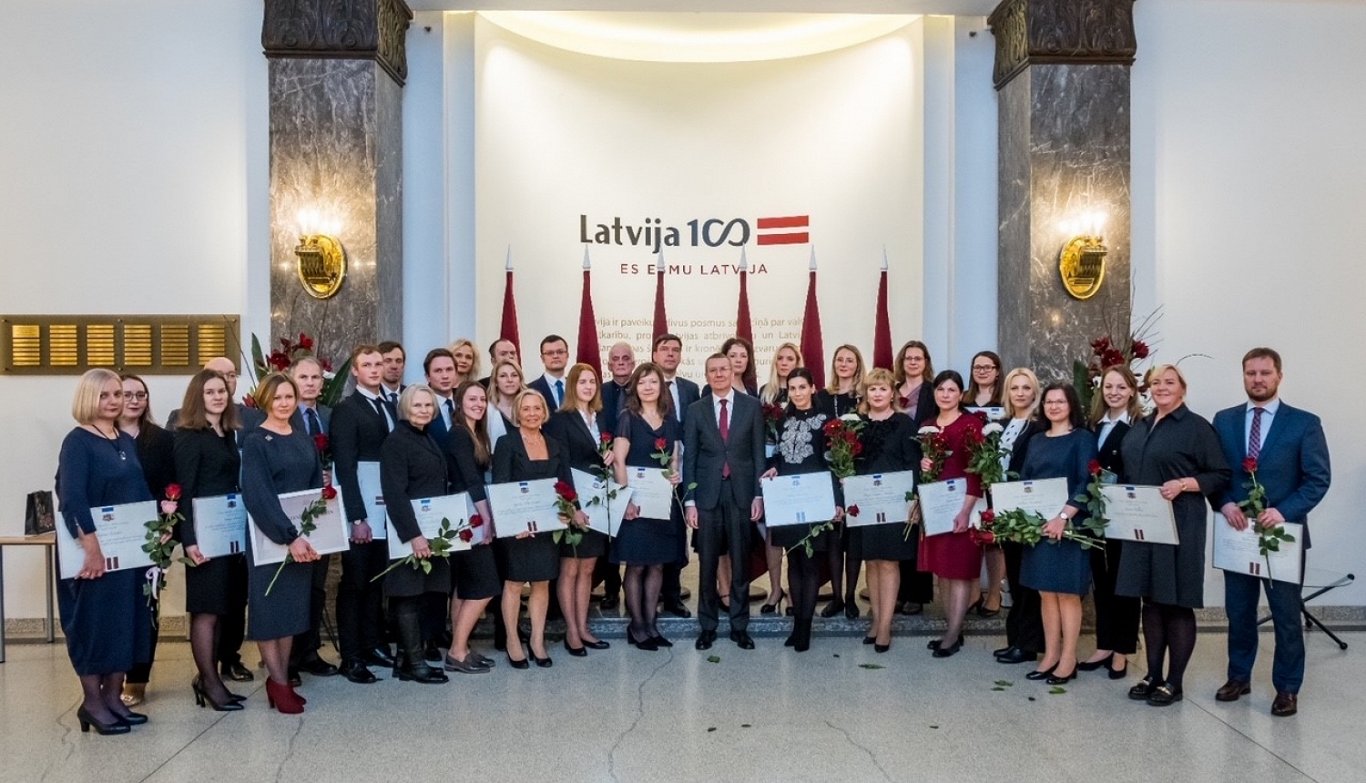 102nd anniversary of de jure recognition of the Republic of Latvia / Article