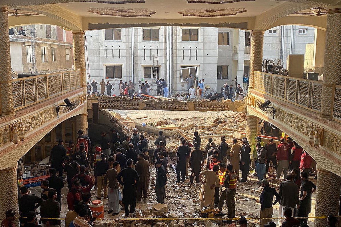 Sprādziens nodarījis lielus postījumus mošejā Pakistānas pilsētā Pešāvarā
