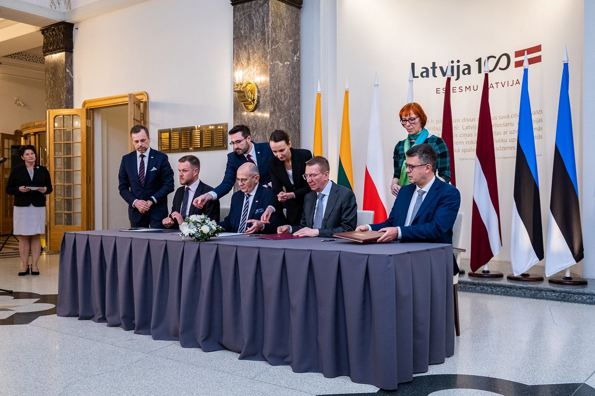 Baltic and Polish foreign ministers sign joint declaration