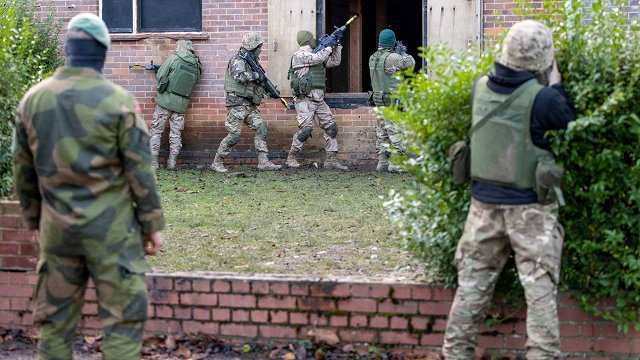 Latvija šogad apmācīs ap 2000 ukraiņu karavīru
