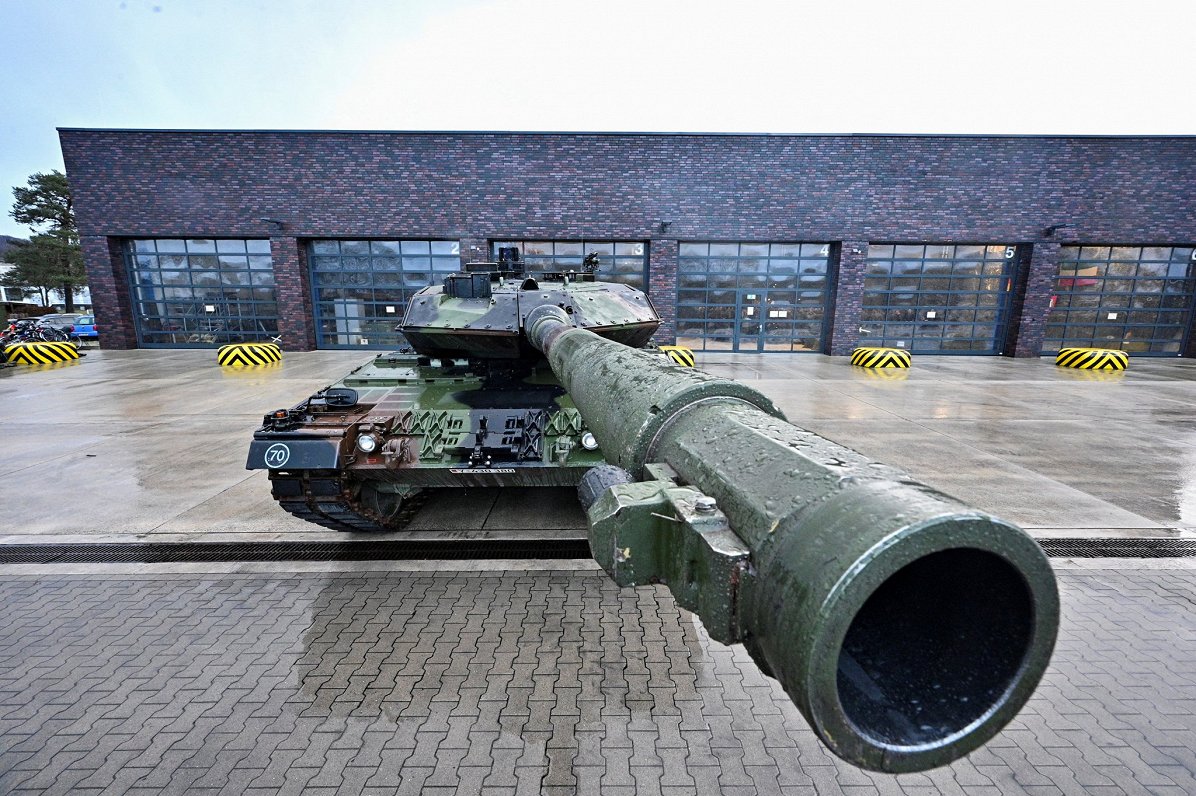 Vācu tanks &quot;Leopard II&quot; Augustdorfas bāzē