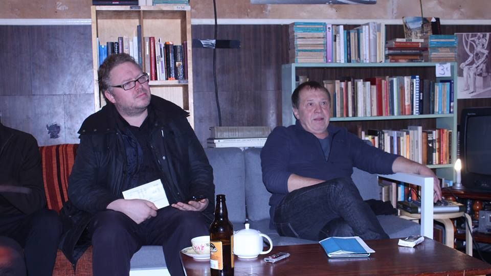 Андрей Шаврей и Левкин во время презентации его книги в клубе «Болдерая» на улице Авоту, 12 декабря...
