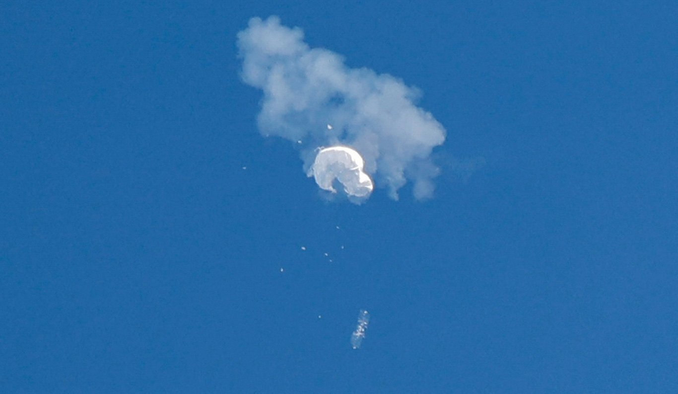 Ķīnas balons, kas notriekts ASV piekrastē. Ilustratīvs attēls