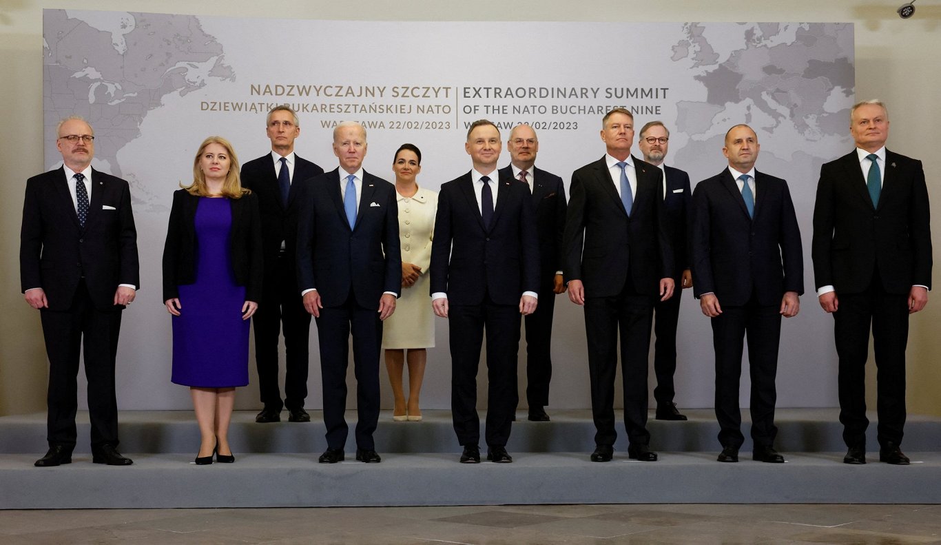 &quot;Bukarestes devītnieka&quot; valstu līderi Varšavā tiekas ar ASV prezidentu Džo Baidenu un NATO...