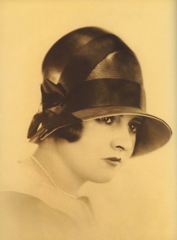 Cepures modelis ap 1925. gadu