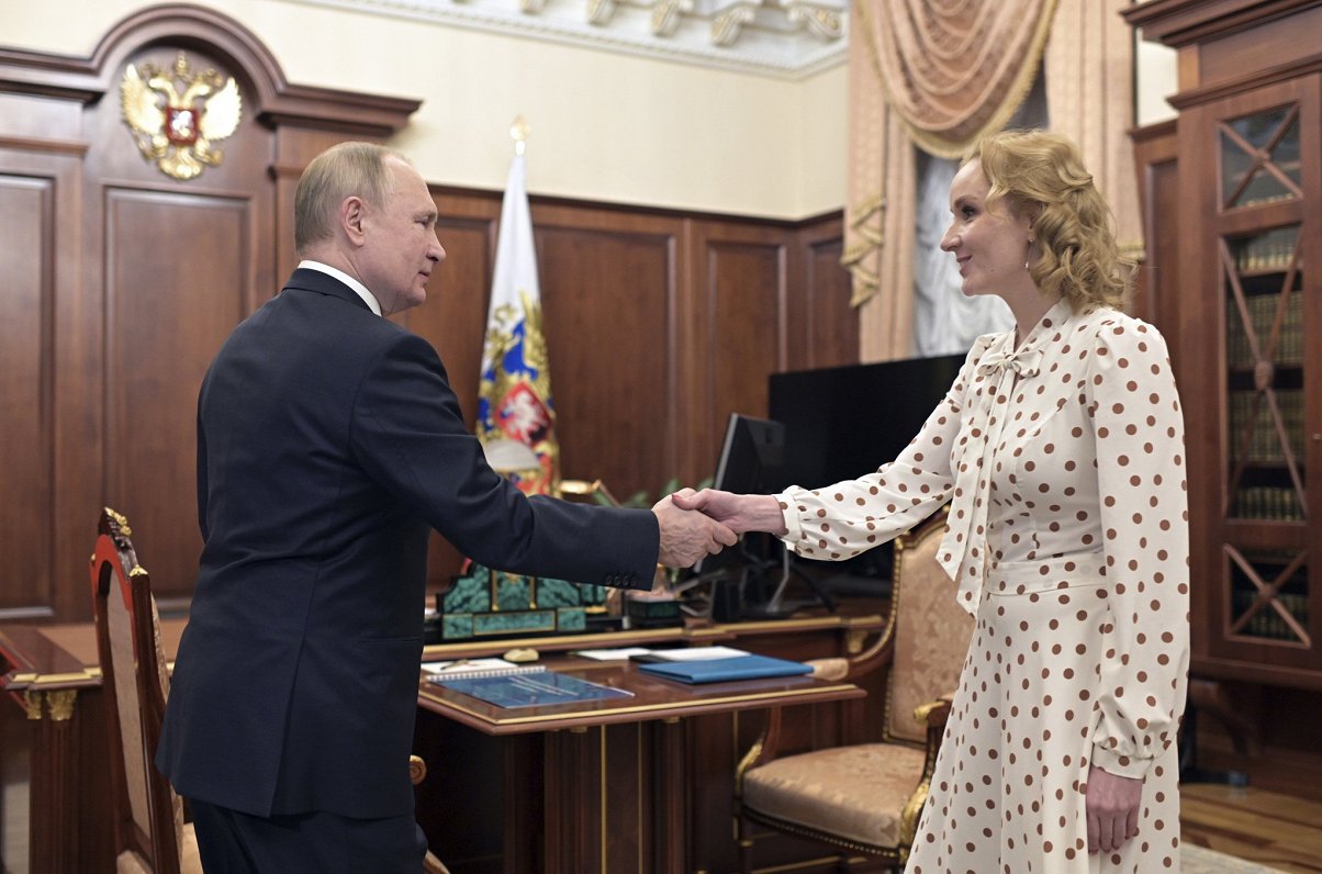 Marija Ļvova-Belova tiekas ar Vladimiru Putinu