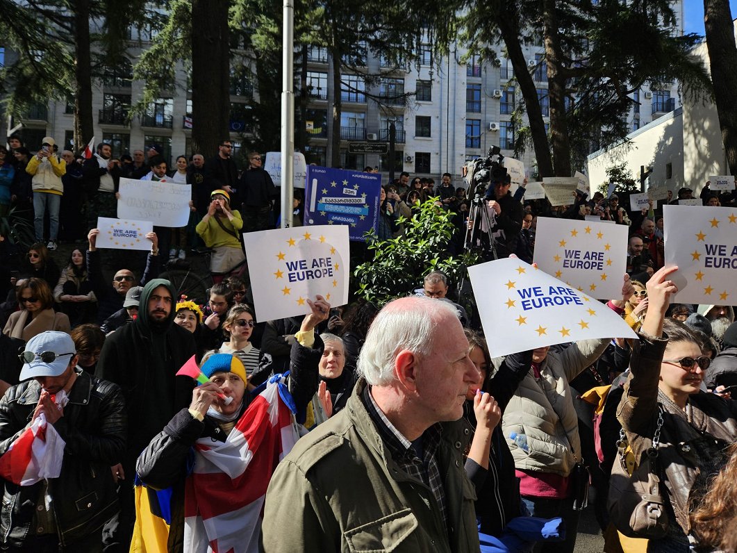Protesta akcija Tbilisī ielās. 2023. gada 10. marts.
