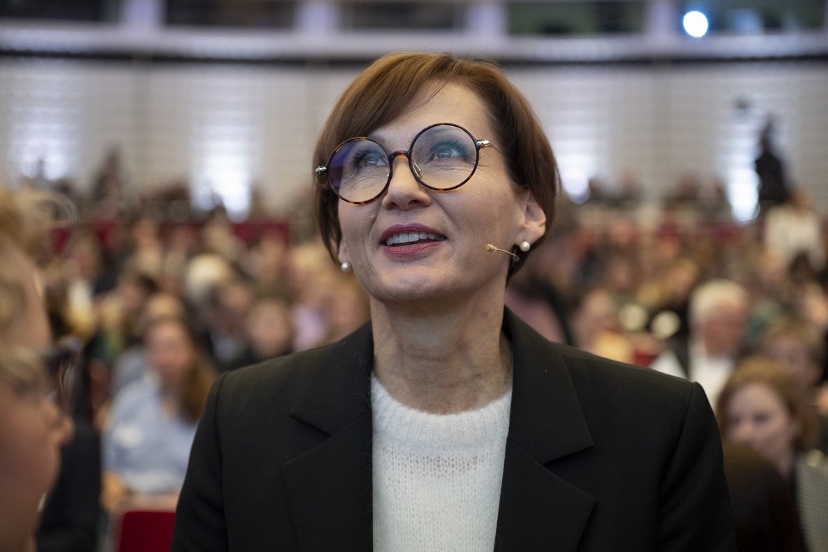 Vācijas izglītības ministre Betina Stārka-Vacingere