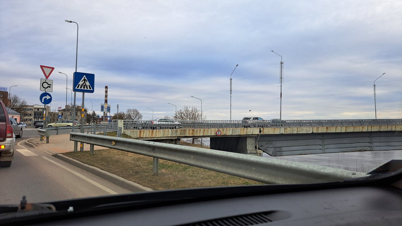 Vienības tilts Daugavpilī