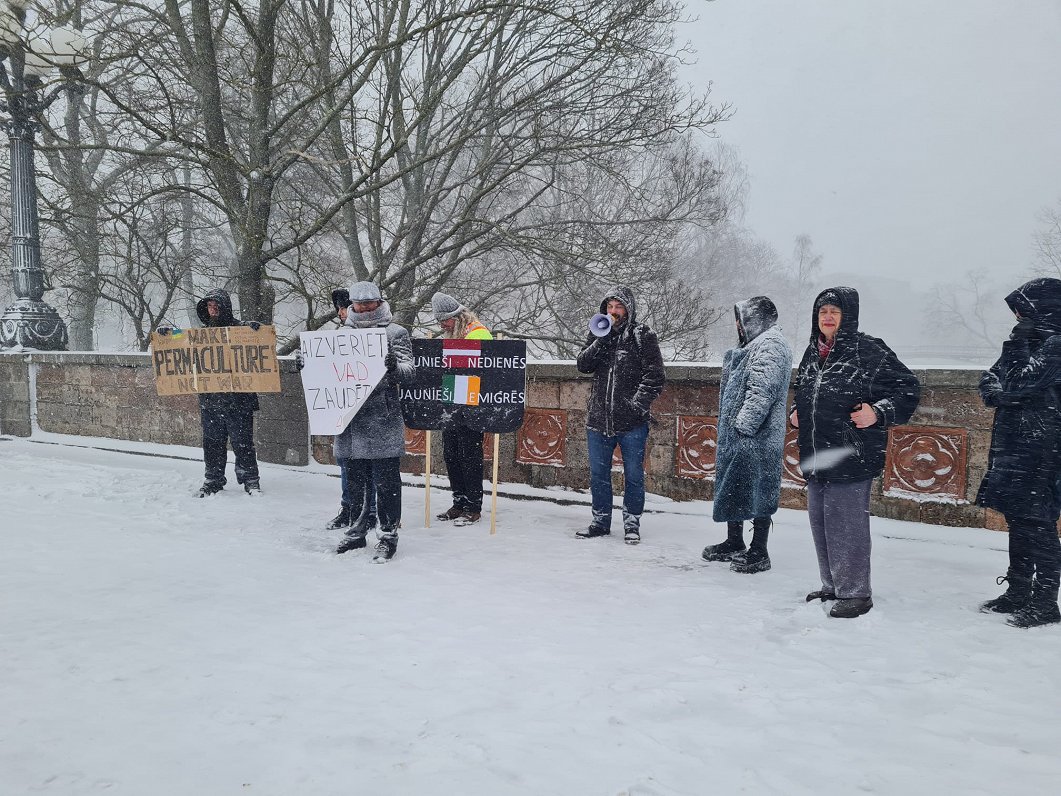 Акция протеста в Риге против введения обязательной службы гособороны. 04.03.2023