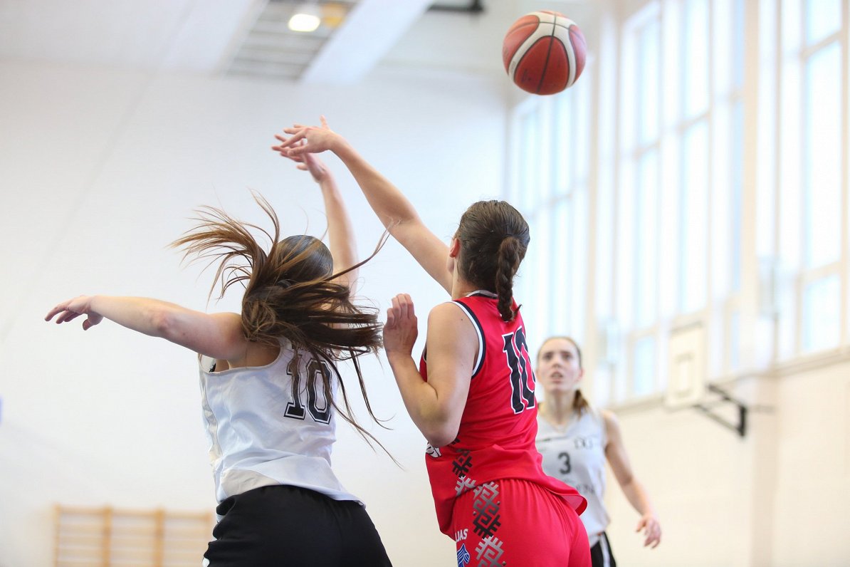 В Балтийской женской баскетбольной лиге ДУ обыграл «Ригу». 04.03.2023