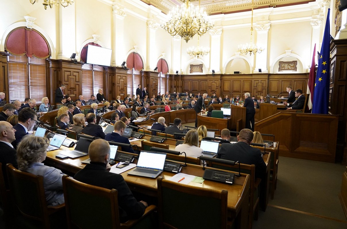 Saeimas ārkārtas sēde, kur galīgajā lasījumā skata 2023. gada budžeta likumprojektu.