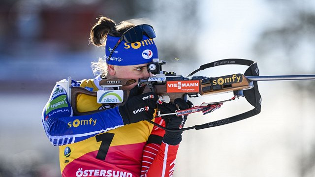 Ar zviedrietes Ēbergas uzvaru 12,5 km distancē ar kopēju startu noslēdzas biatlona sezona