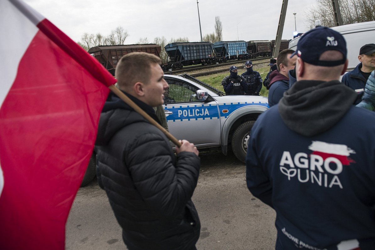 Polijā protesti pret Ukrainas graudu importu, 12.04.2023.