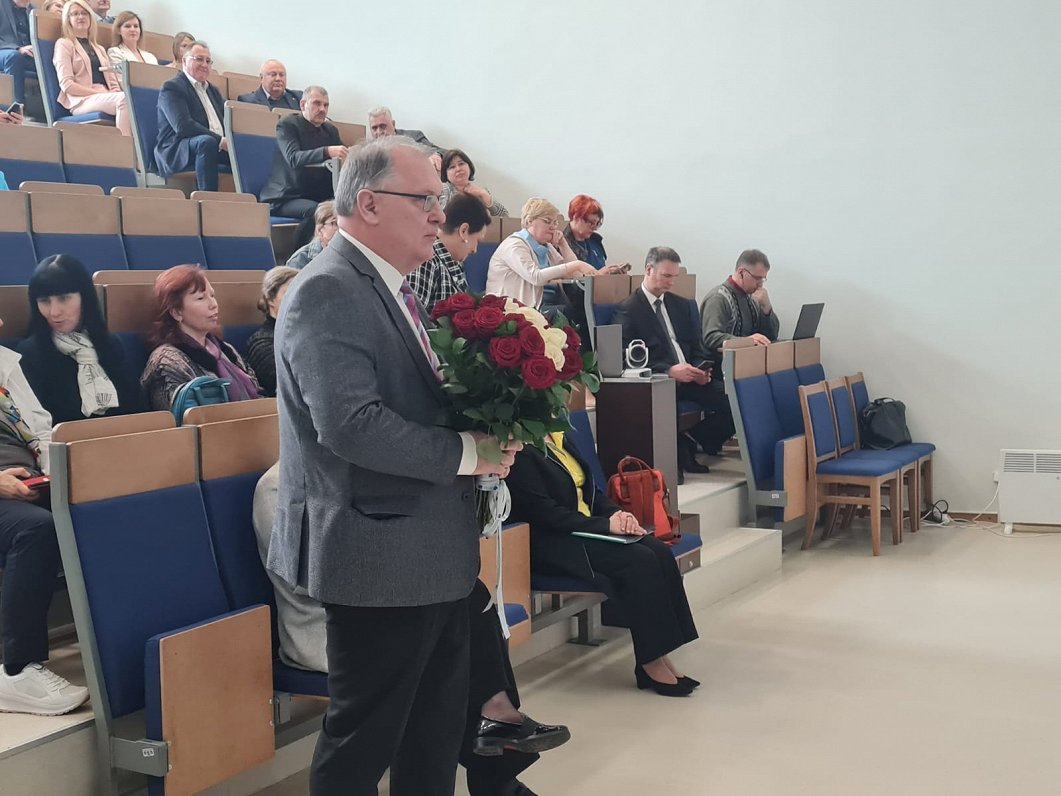 Daugavpils Universitātes rektora amatā ievēl Arvīdu Barševski