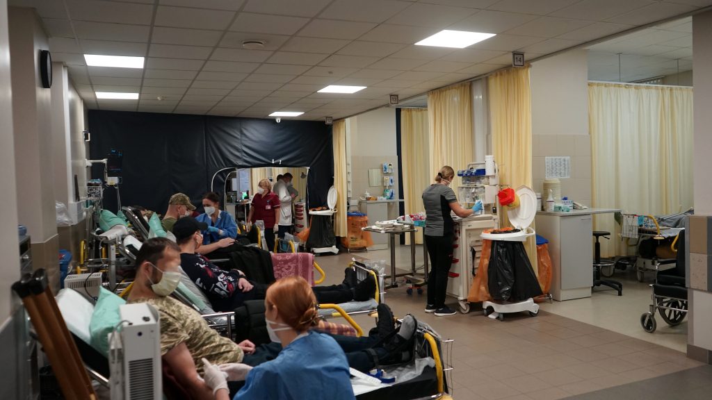 Ārstēšanai Latvijā nogādātie ukraiņu karavīri
