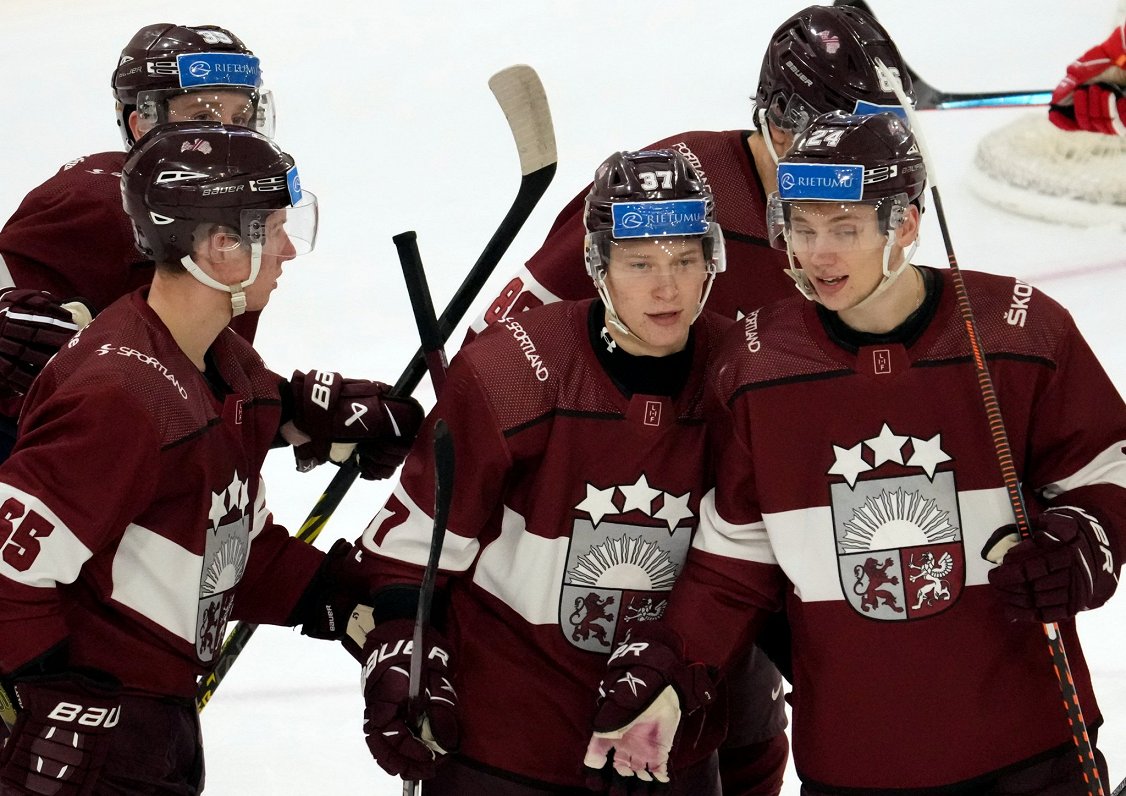 Latvijas izlases hokejisti gatavojas pasaules čempionātam