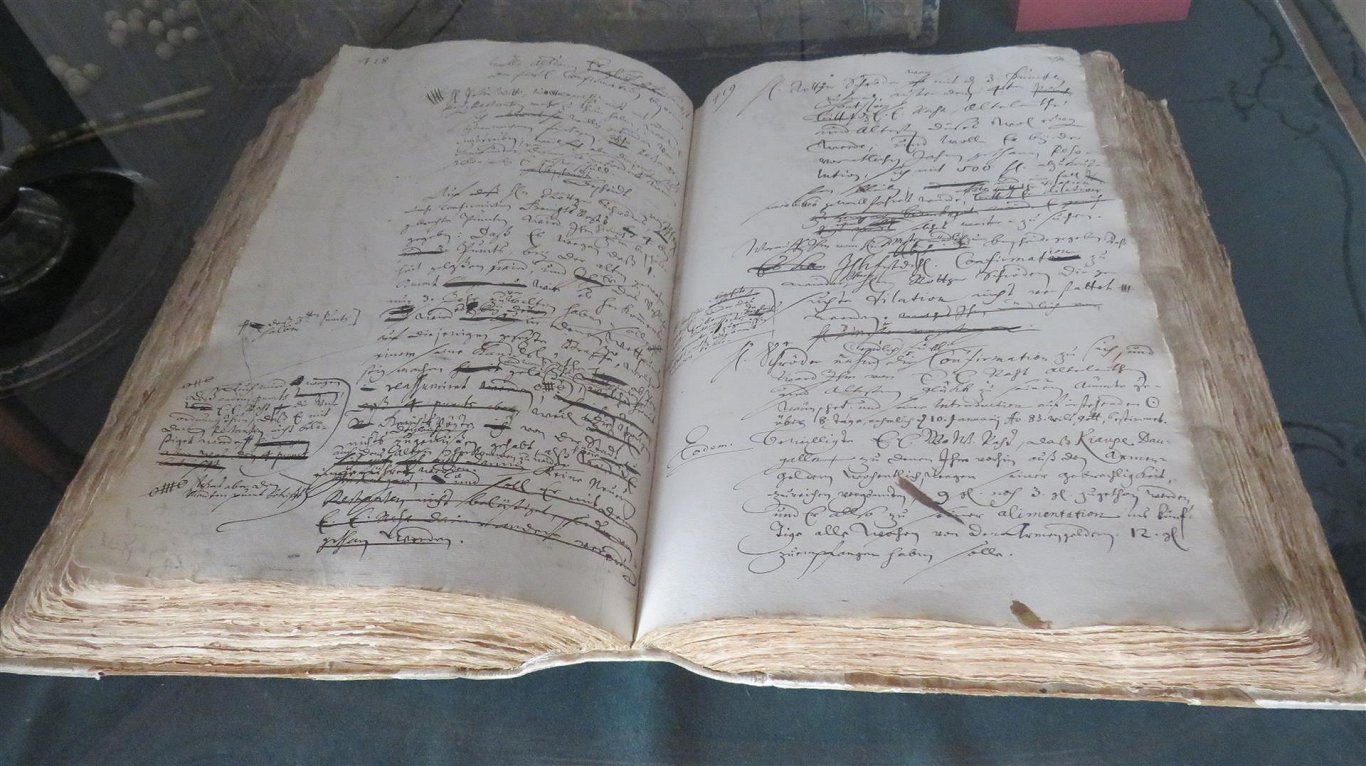 Acta Libaviensis. Старейшая книга записей Либау — описи документов, судебные решения и пр., 1681-168...