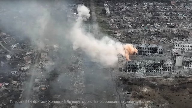 Ukraina: Krievijas uzbrukumi Bahmutā mazinājušies