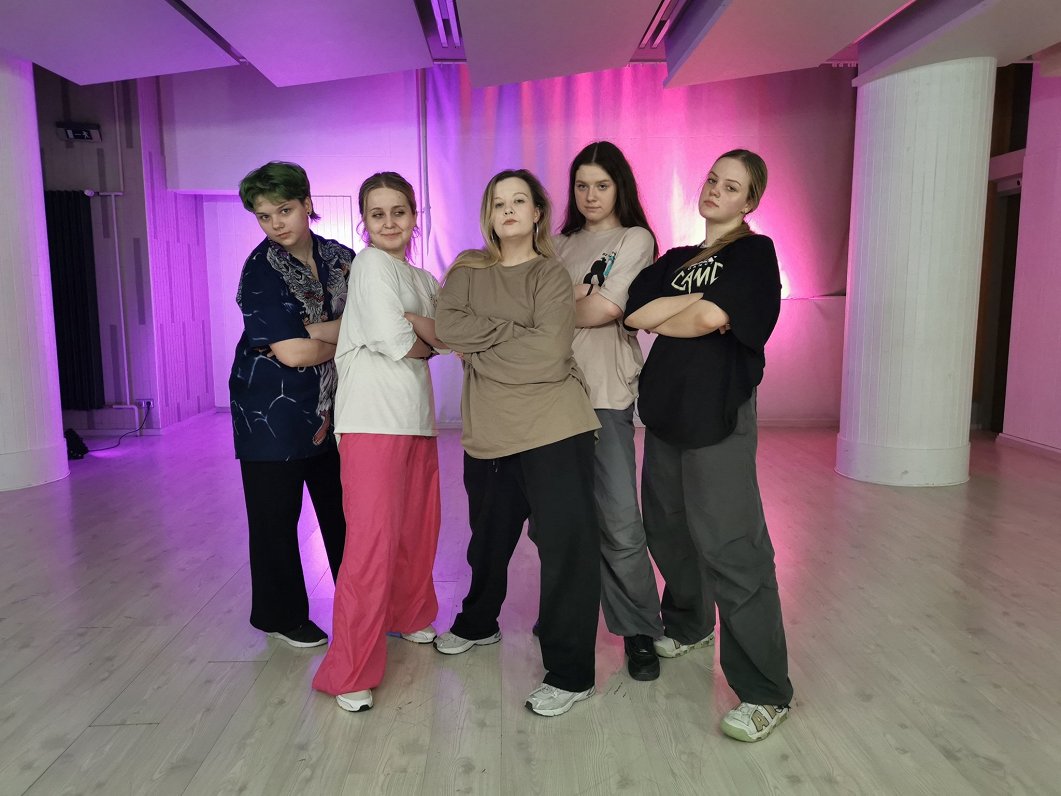 Sandija Zelča (no kreisās), Elīna Belousa, Dzintra Dubrova, Alīna Zablocka, Diāna Rau