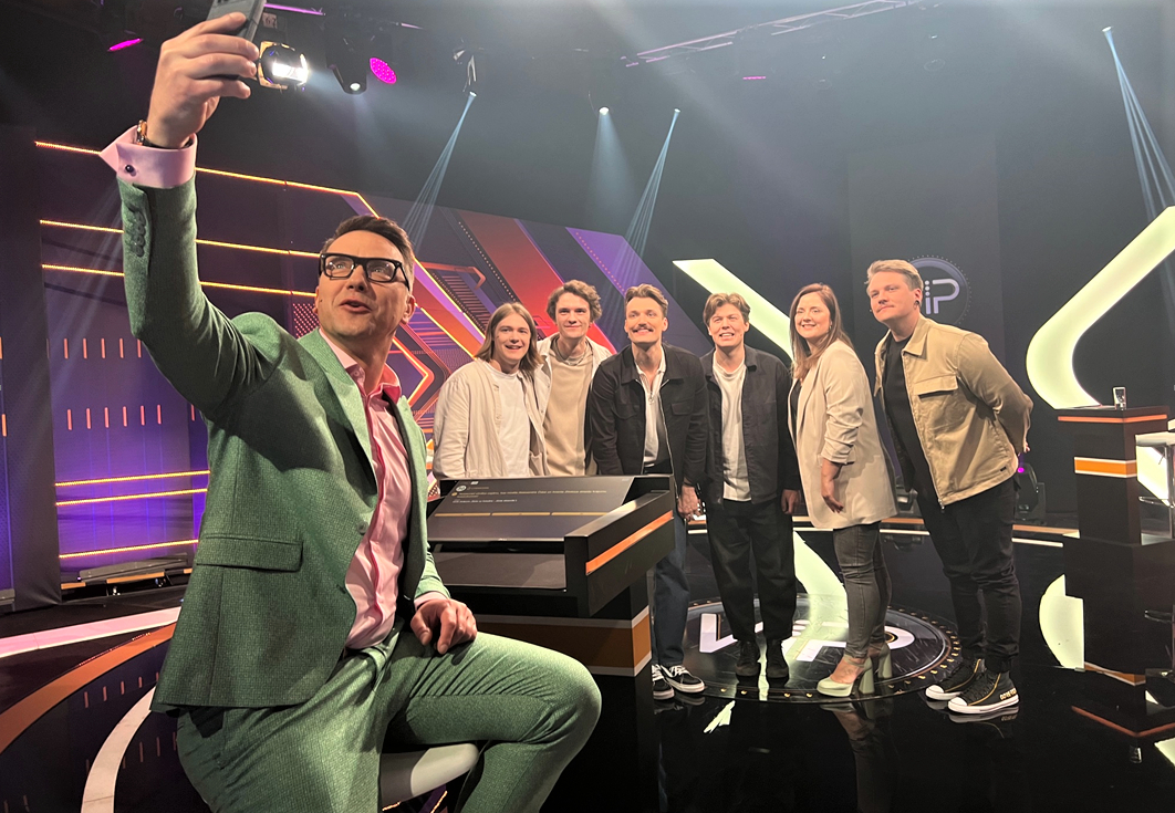 «Vi skal gjøre vårt beste!»  – Gruppen «Sudden Lights» varmer opp før Eurovision på «VIP» / Article