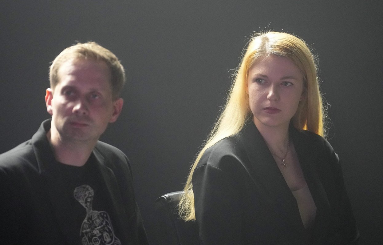 Latvijas Nacionālā teātra mākslinieciskais vadītājs Elmārs Seņkovs un dramaturģe Justīne Kļava