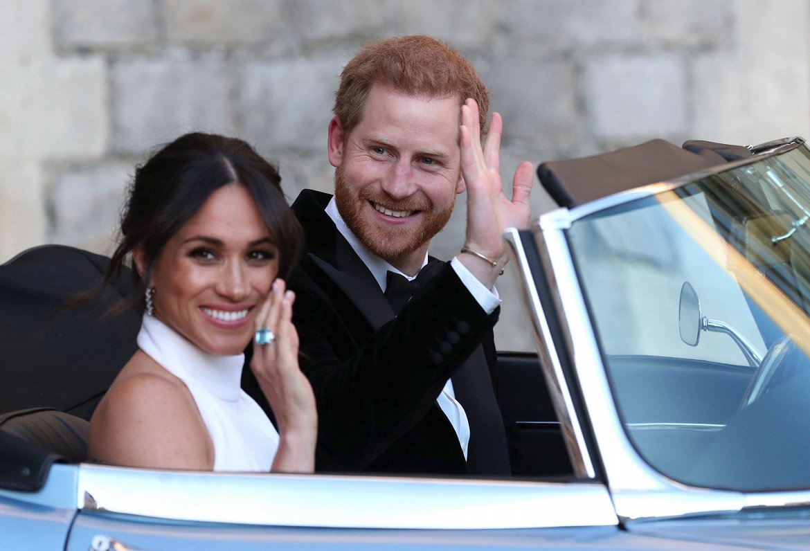 Britu princis Harijs ar sievu Meganu kāzu dienā 2018. gadā