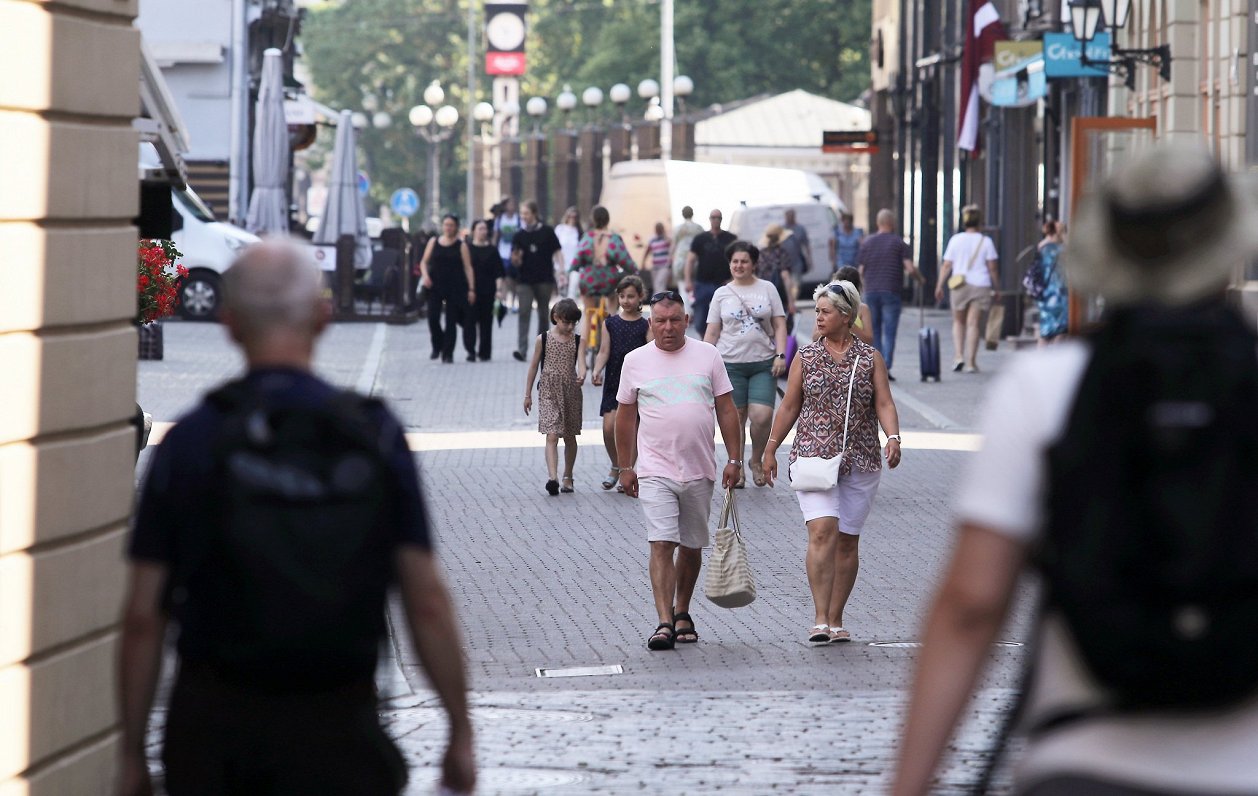 Imigrācijas rezultātā iedzīvotāju skaita tendences Latvijā 2022. gadā / Raksts