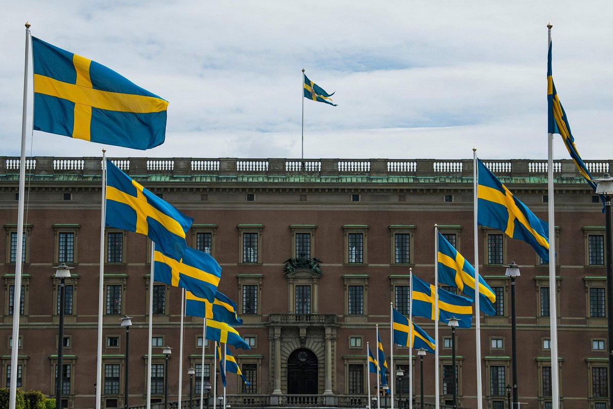 Zviedrijas karogi. Attēls ilustratīvs.