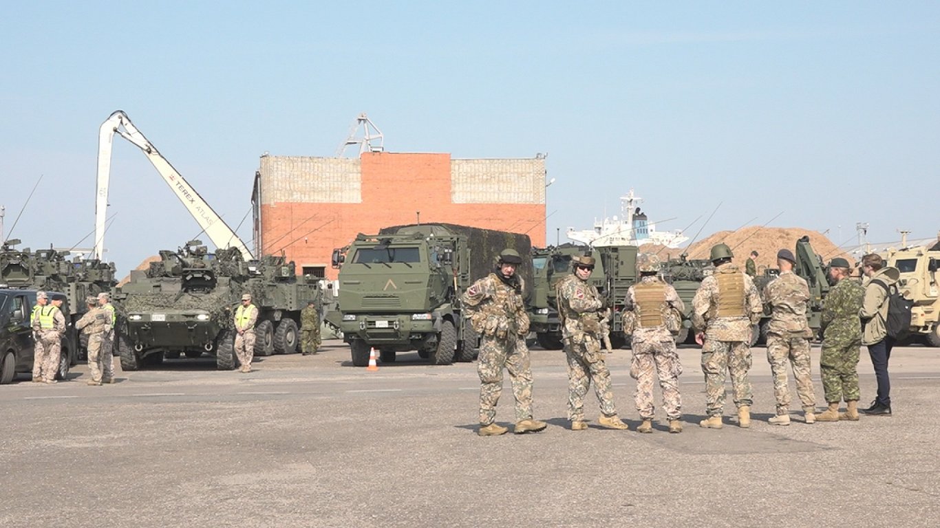 Latvijas armijas bāze