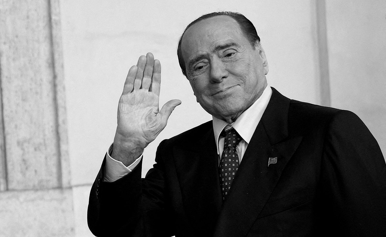 Silvio Berluskoni, bijušais Itālijas premjerministrs.
