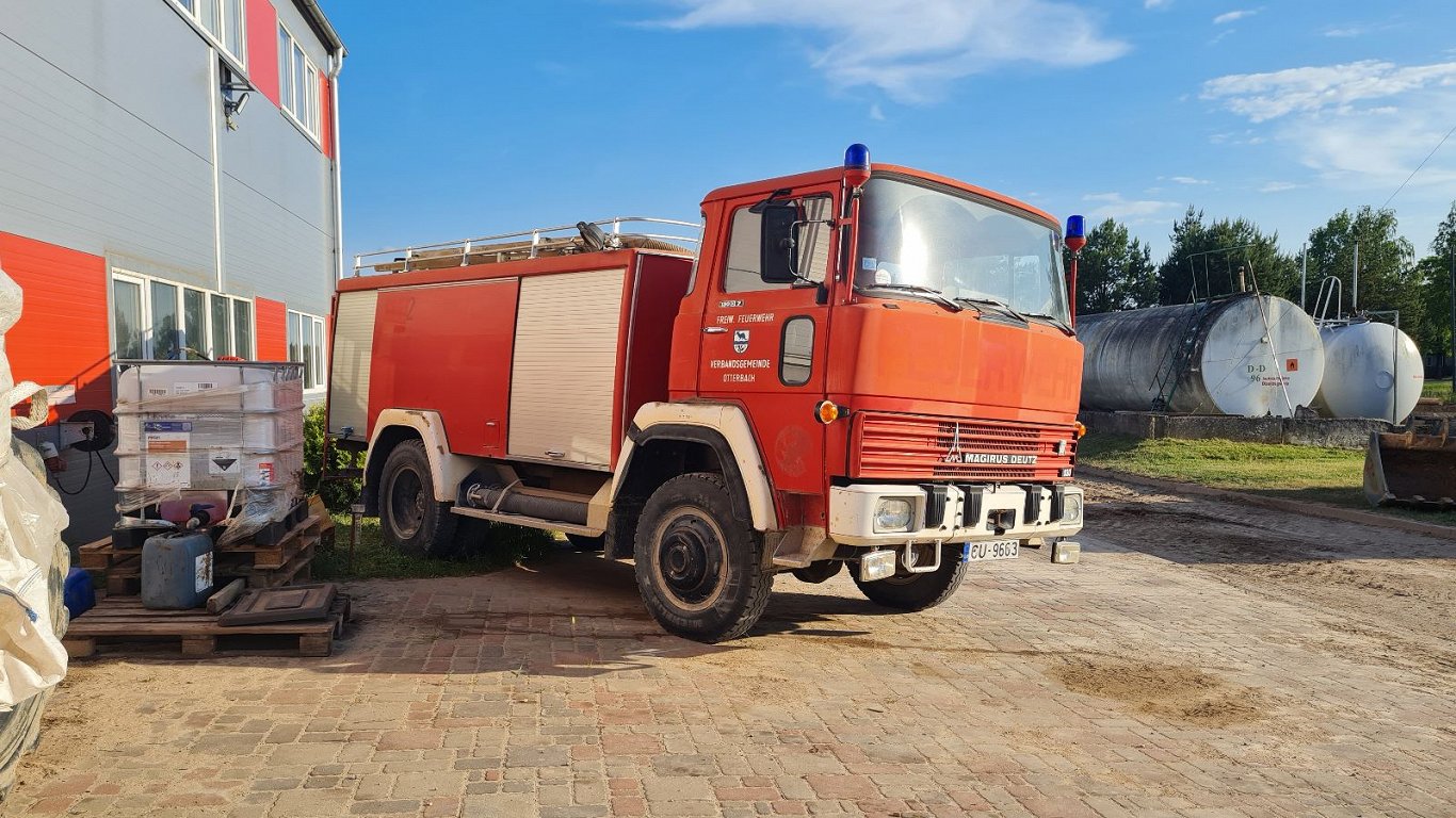 Brīvprātīgo ugunsdzēsēju mašīna Jēkabpils novada Ancenes ciemā.