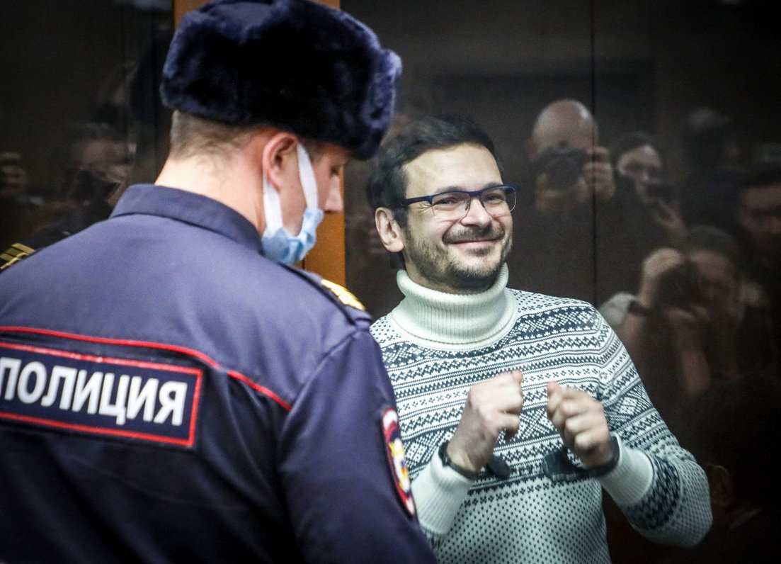 Krievijas opozīcijas politiķis Iļja Jašins tiesas sēdes laikā 2022. gada decembrī