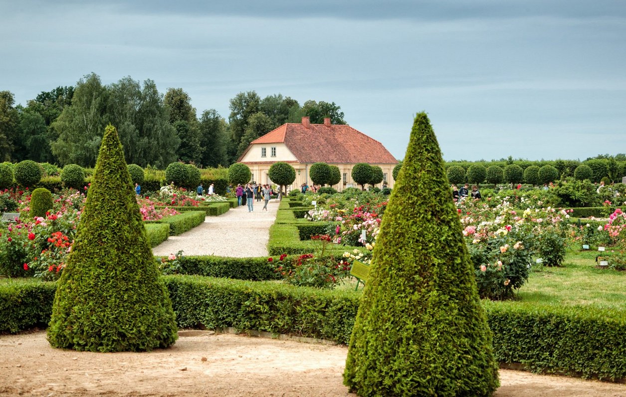 Сад Рундальского дворца. Иллюстративное фото