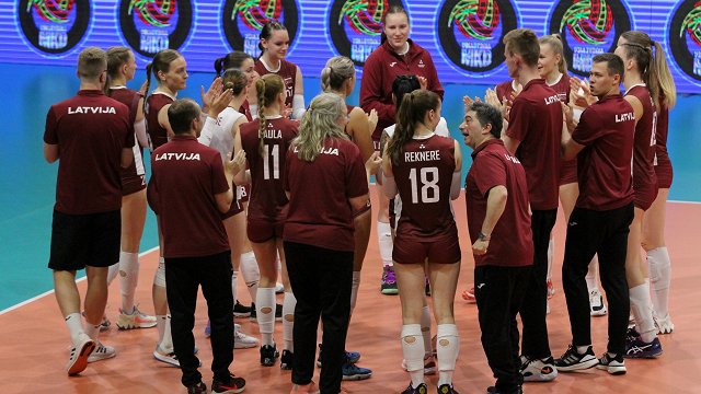 Latvijas izlašu volejbolisti mājas spēlēs gatavi cīnīties par uzvarām Eiropas Sudraba līgā
