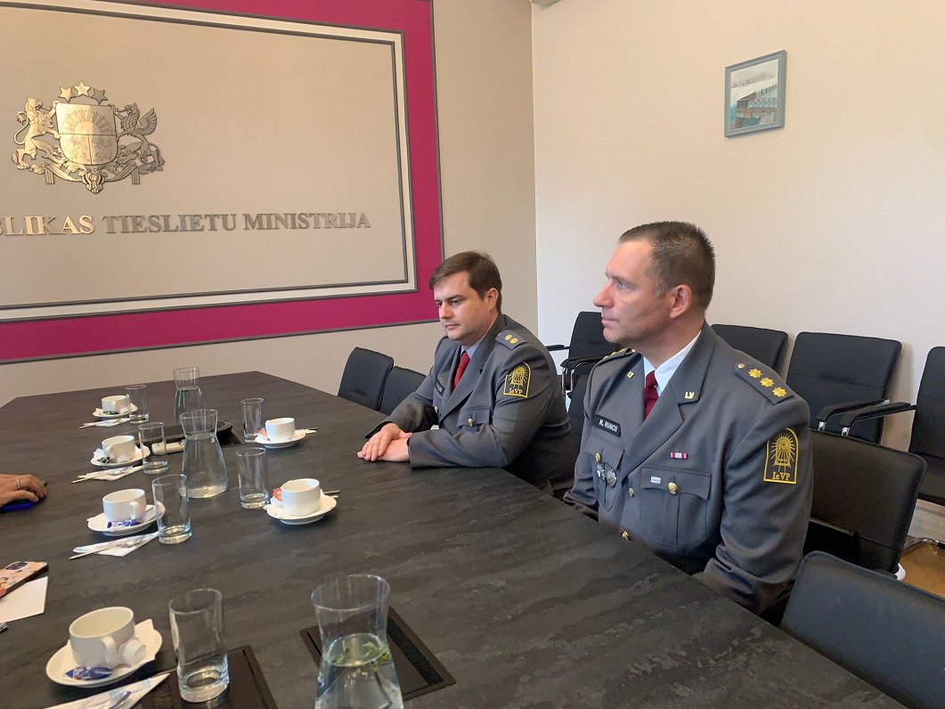 IeVP direktors Dmitrijs Kaļins un Centrālcietuma direktors Raivis Runcis tiekas ar Tieslietu ministr...