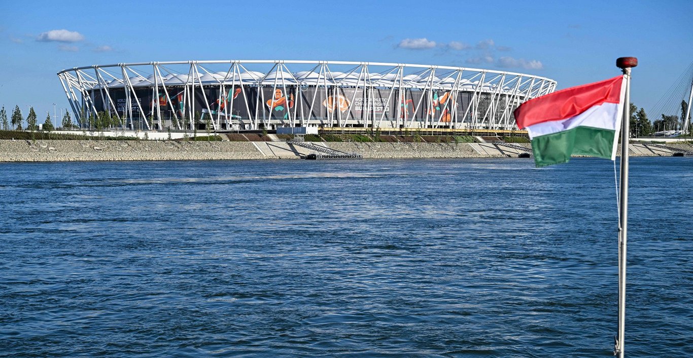 Pasaules čempionātam vieglatlētikā uzbūvētais stadions Budapeštā