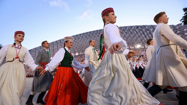 VIDEO: Eiropas kultūras kanāls «Arte» kopā ar Latvijas Televīziju parāda, cik skaisti aizvadīti Dziesmu un deju svētki