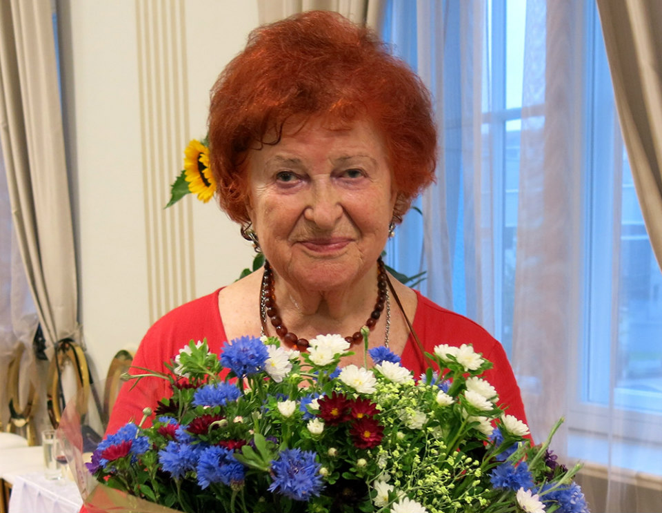 Nenodzīvojusi līdz savai 95. dzimšanas dienai, mirusi Latvijas žurnāliste Emma Bramņika-Vulfsone