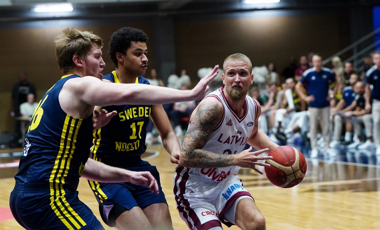 Latvijas un Zviedrijas izlašu pārbaudes spēle basketbolā