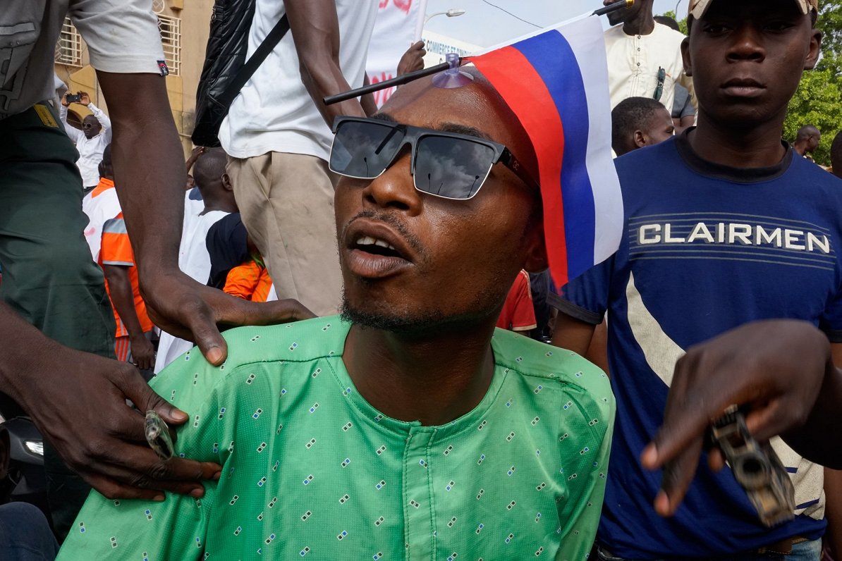 Demonstrācija pučistu atbalstam Nigērā