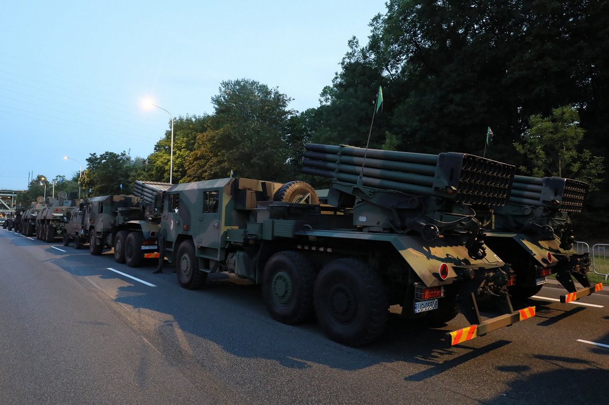 Polijas bruņoto spēku dienas militārās parādes mēģinājums