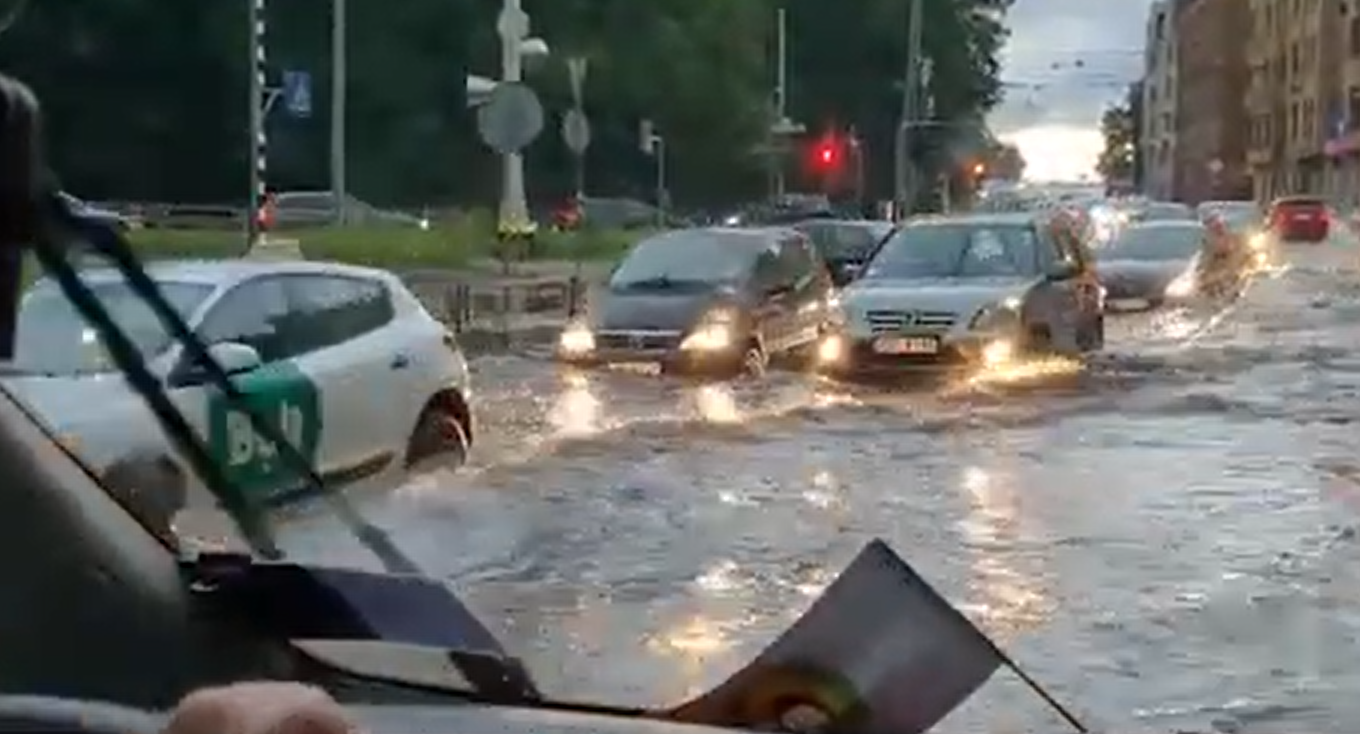 Plūdi Rīgas ielās