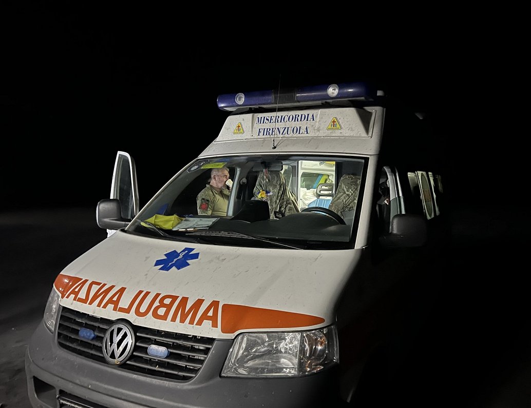 Paramediķu darbs Ukrainā