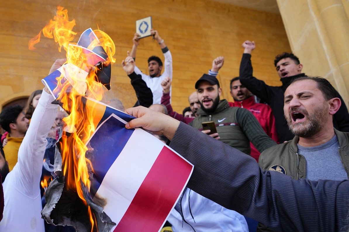 Protests Libānas galvaspilsētā Beirūtā pret korāna dedzināšanu
