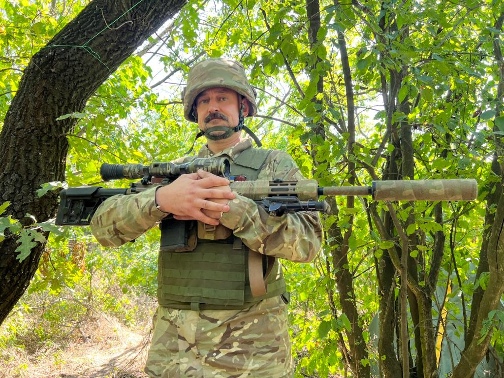 Ukrainas armijas karavīrs ar segvārdu &quot;Tēvocis Goga&quot;. Viņam ir siltas atmiņas par Latviju,...