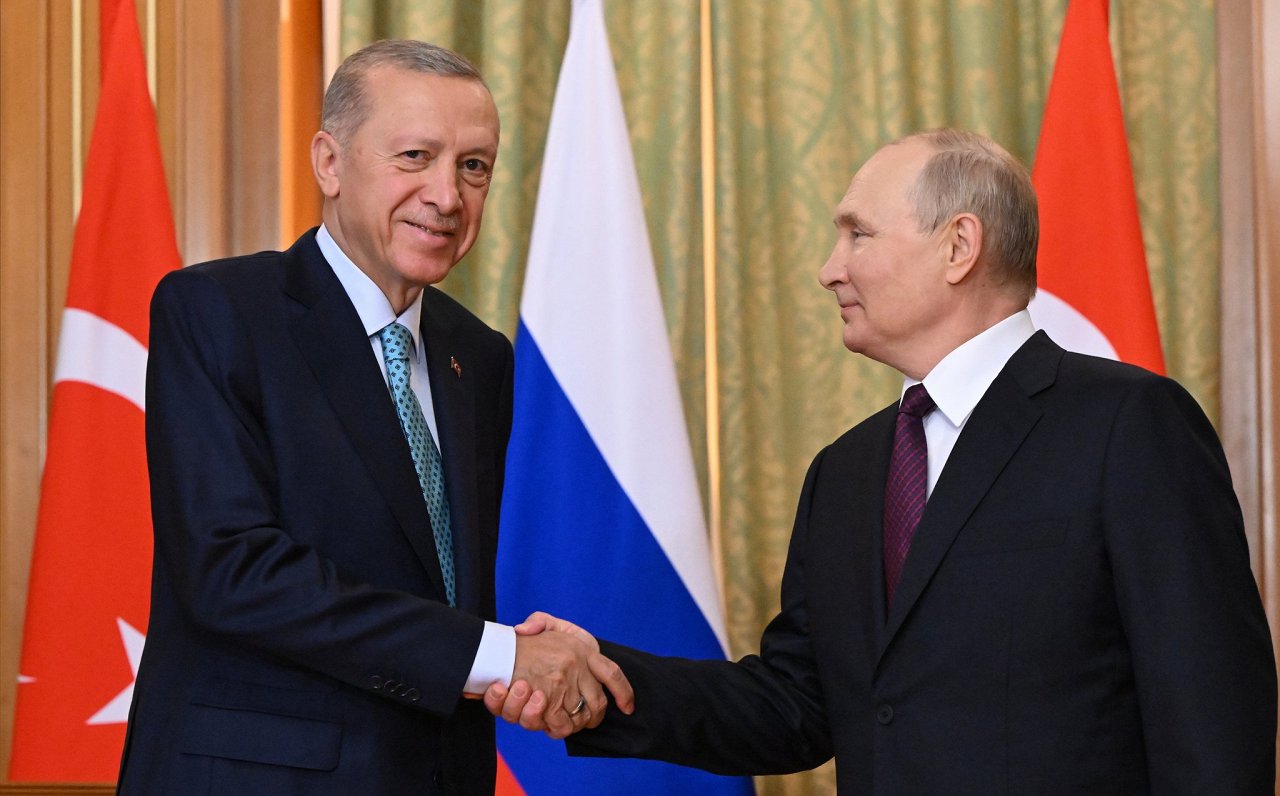 Turcijas prezidenta Redžepa Tajipa Erdogana un Krievijas diktatora Vladimira Putina tikšanās Sočos